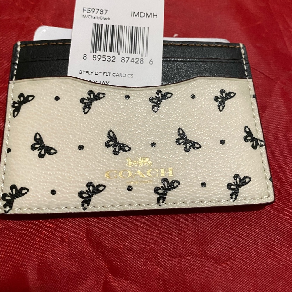 Authentic COACH CV CARD HOLDER PATENT LEATHER